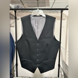 Express Vest Black Medium